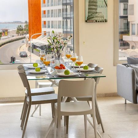 Mackenzie Beachfront Eftyhia Suite ラルナカ エクステリア 写真
